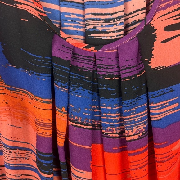 Black Rainn Casual Multicolor Abstract Pleated Front & Back Blouse Size Medium - Picture 7 of 11